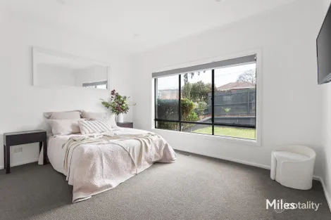 Property photo of 20 Esther Street Templestowe Lower VIC 3107