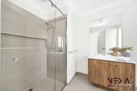 Property photo of 13 Arapiles Road Donnybrook VIC 3064