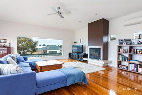 Property photo of 14 Almeida Close Torquay VIC 3228
