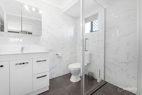 Property photo of 18 Arlington Court Kawungan QLD 4655