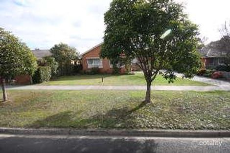 30 Pine Rd, Bayswater, VIC 3153