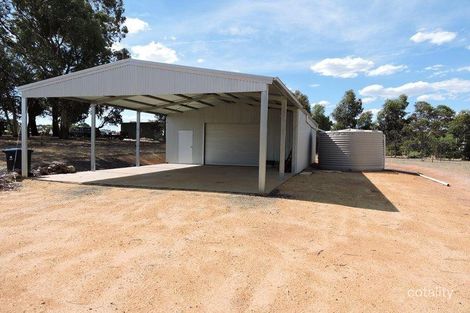 220 Adelaide Hills Rd, Moyston, VIC 3377