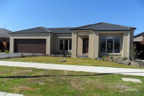 86 Arena Pde, Officer, VIC 3809