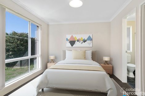 Property photo of 33 Twilight Circuit Ridgewood WA 6030