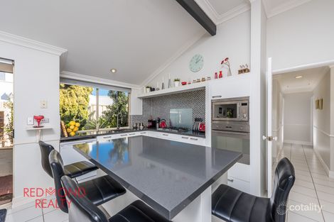 Property photo of 1 Bronte Close Kallaroo WA 6025