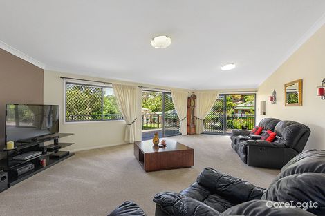 Property photo of 12 Bangalow Place Albany Creek QLD 4035