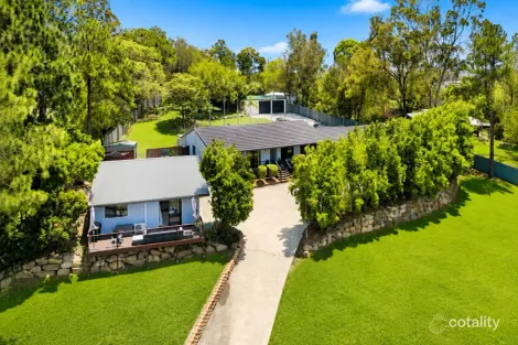 4 Entrance Rd, Gaven, QLD 4211