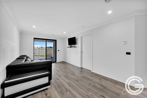 Property photo of 24 Pygora Way Clyde North VIC 3978