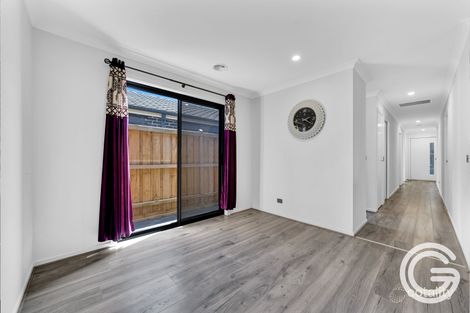 Property photo of 24 Pygora Way Clyde North VIC 3978