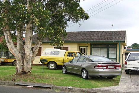 37 Craig Cres, Dapto, NSW 2530