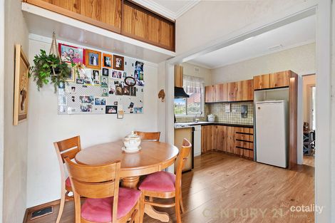 Property photo of 24 Union Grove Springvale VIC 3171