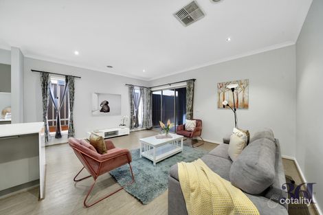 Property photo of 18 Opal Street Cobblebank VIC 3338