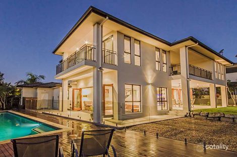 27 Canada Pl, Arundel, QLD 4214