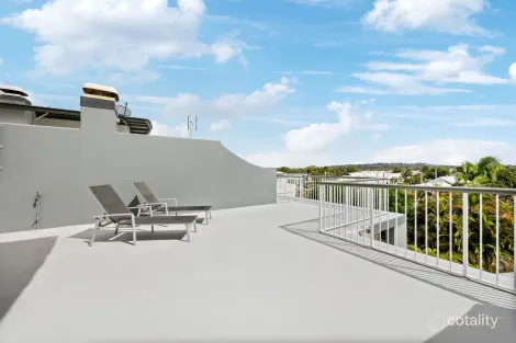 Property photo of 50 Burnett Street Mooloolaba QLD 4557