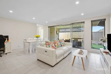Property photo of 7 Uppingham Way Butler WA 6036