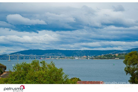 Property photo of 139A Derwent Avenue Lindisfarne TAS 7015