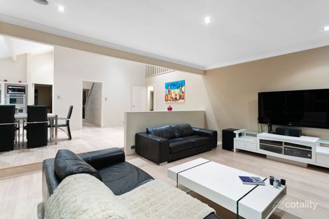 Property photo of 35 Urbahns Way Hillarys WA 6025