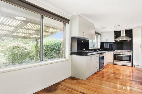 19 Rozelle Ave, Ringwood East, VIC 3135