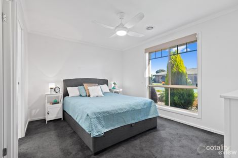 Property photo of 5 Triumph Way Skye VIC 3977