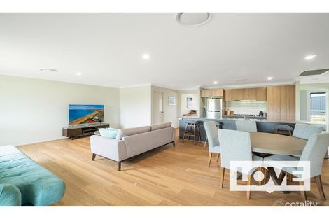 Property photo of 37 Ruby Road Rutherford NSW 2320