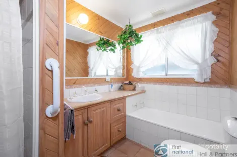 Property photo of 4 Anora Crescent Mulgrave VIC 3170