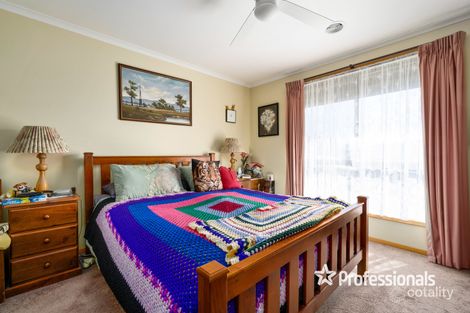 Property photo of 10 Hallawell Crescent Wodonga VIC 3690