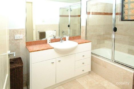 Property photo of 20/165 Main Street Kangaroo Point QLD 4169