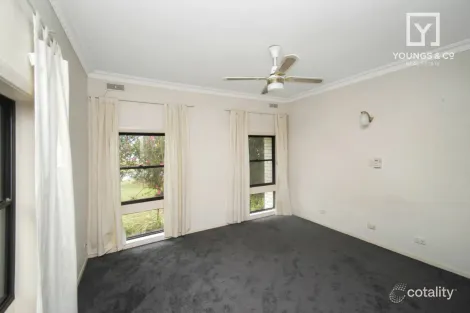Property photo of 75 Balaclava Road Shepparton VIC 3630