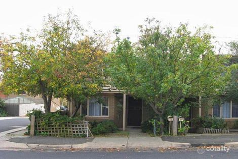 32 Octavia Cres, St Kilda, VIC 3182
