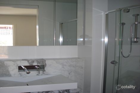 Property photo of 17/10 Tennyson Street St Kilda VIC 3182