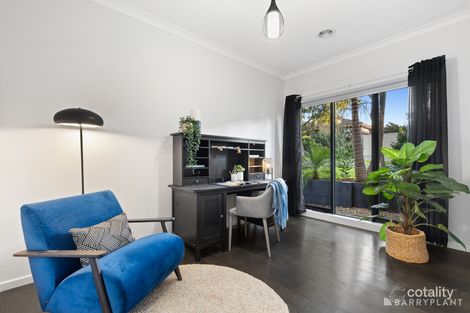 Property photo of 43 Hubble Road Croydon VIC 3136