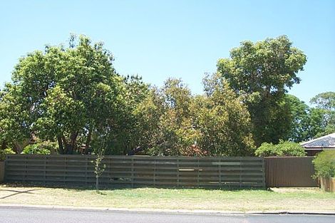 106 Gabriel St, Cloverdale, WA 6105