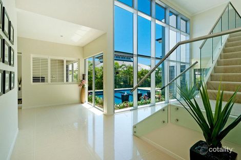 Property photo of 2037 The Circle Hope Island QLD 4212