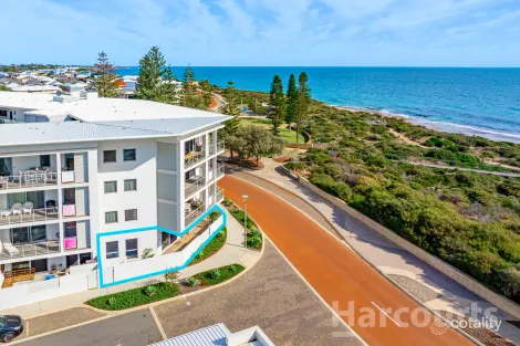3/150 Boardwalk Bvd, Halls Head, WA 6210