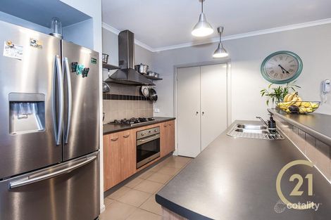 Property photo of 65 Capesthorne Drive Derrimut VIC 3026