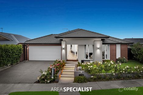 4 Thoroughbred Dr, Clyde North, VIC 3978