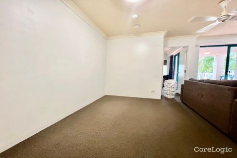 Property photo of 16/112-116 Surf Parade Broadbeach QLD 4218