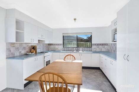 Property photo of 19 St James Avenue Berkeley Vale NSW 2261