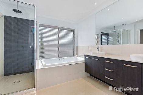 Property photo of 3 Hollywood Avenue Point Cook VIC 3030