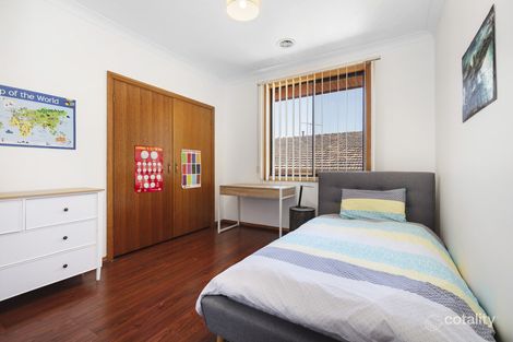 Property photo of 14 Clement Court Mill Park VIC 3082