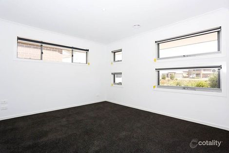 Property photo of 31 Leyland Drive Narre Warren South VIC 3805