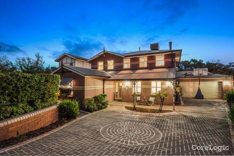 Property photo of 11 Normanton Place Berwick VIC 3806