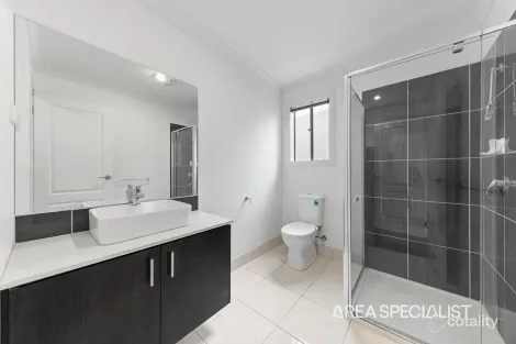 Property photo of 26 Warralily Avenue Clyde VIC 3978