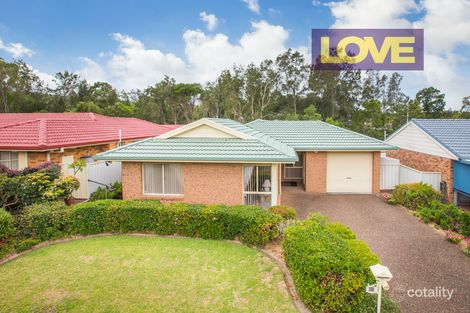 15 Derwent Cres, Lakelands, NSW 2282
