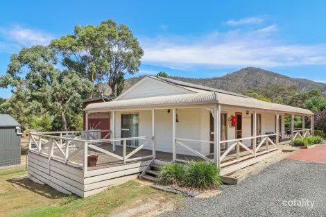 Property photo of 11 Village Way Macs Cove VIC 3723