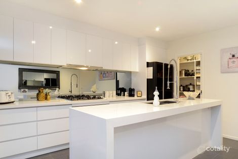 Property photo of 48 Annecy Boulevard Fraser Rise VIC 3336