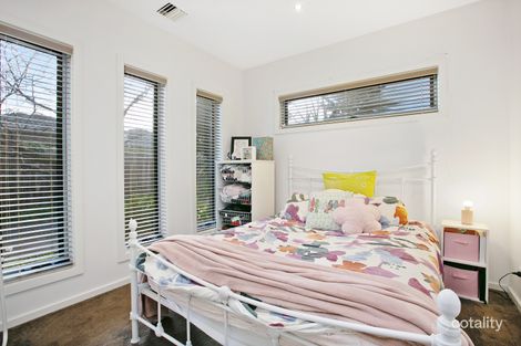 Property photo of 2/17 Central Avenue Thomastown VIC 3074