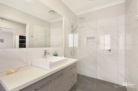 Property photo of 10 Sheoak View Lucknow VIC 3875