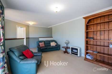 Property photo of 19 Greensill Crescent Australind WA 6233