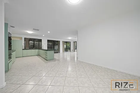 Property photo of 5 Coolamine Close Carramar WA 6031